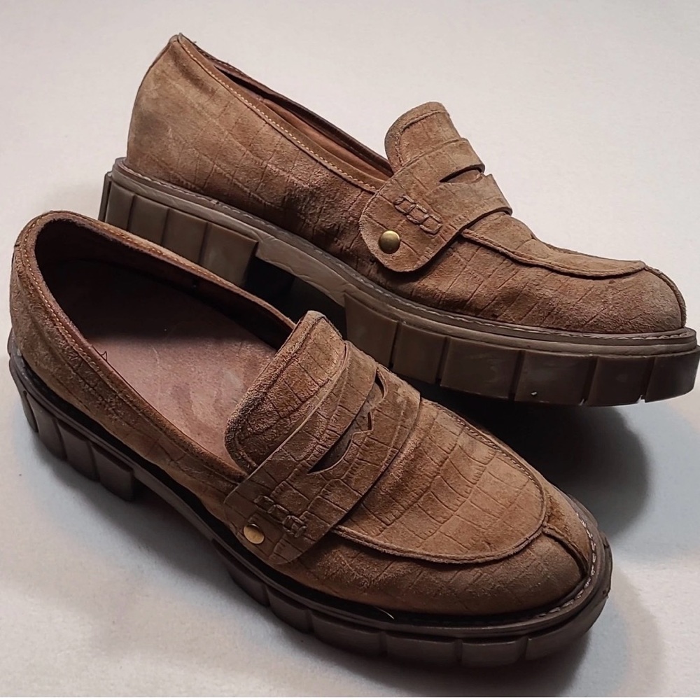 Vionic Elora Brown Leather Lug Sole Loafers Comfort Slip On Shoes